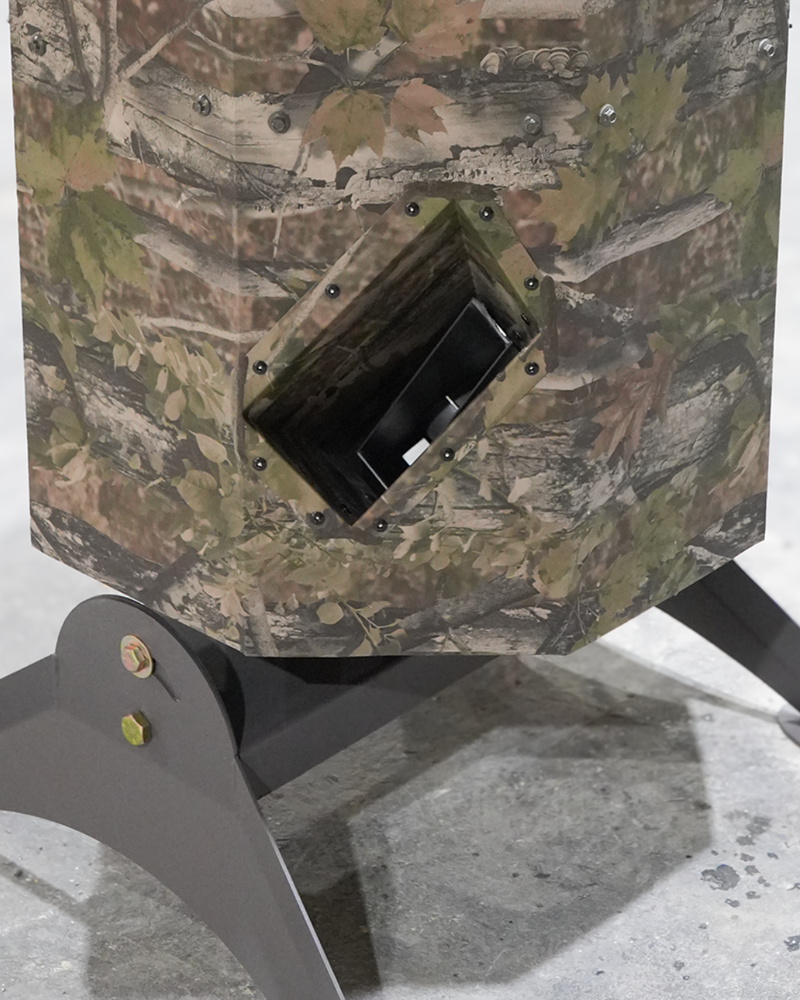 Load image into Gallery viewer, MB Ranch King Texas Avenger Automated Fish Feeder
