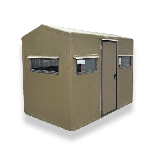 Big Country Fiberglass 5x6 Gun Side Entry Deluxe