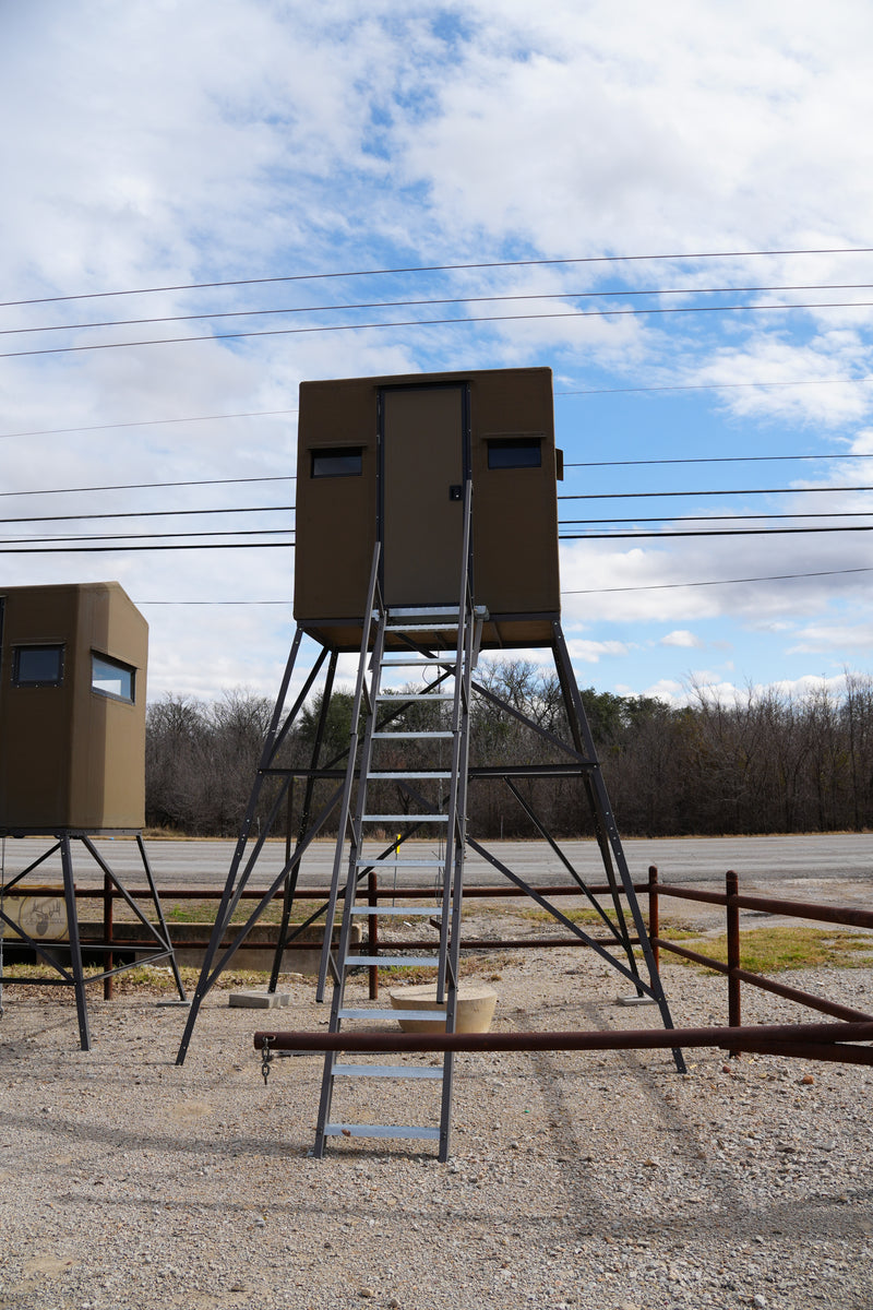 Load image into Gallery viewer, Big Country Fiberglass 5x8 Gun Side Entry Blind
