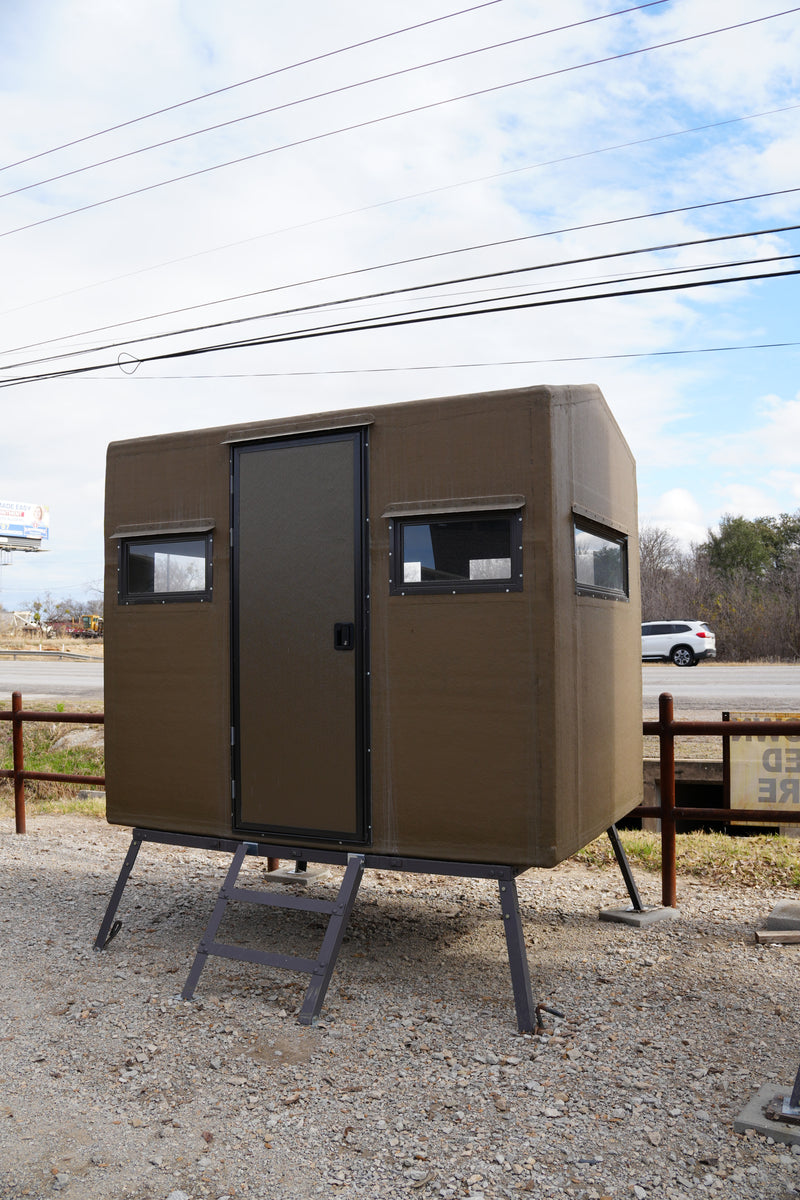 Load image into Gallery viewer, Big Country Fiberglass 5x8 Gun Side Entry Blind
